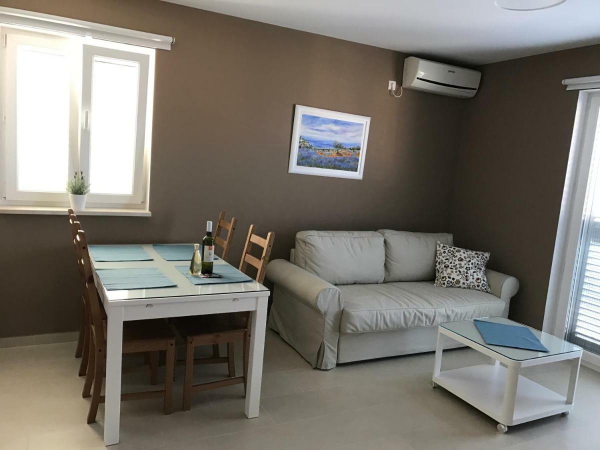 Apartments Gazebo 特罗吉尔 外观 照片
